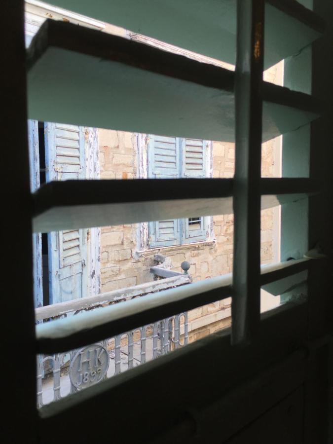 1872 - Agnes, Cozy Stony Apartment With Balcony Ermoupoli Luaran gambar